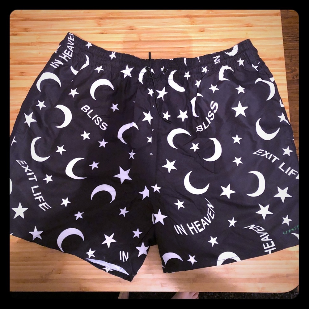 Brand new men’s unif swim trunks size Large